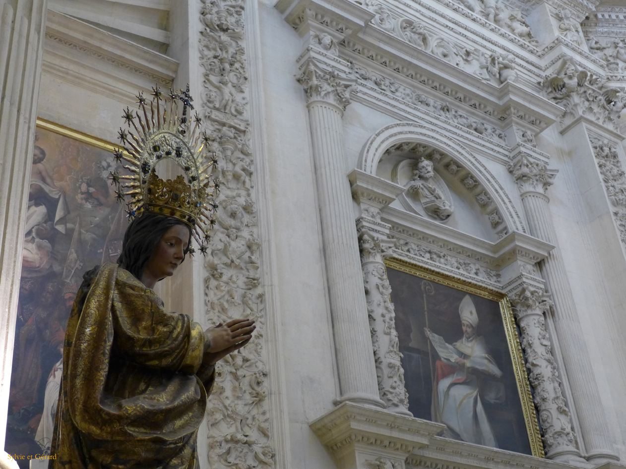 023 la Cathédral nef 