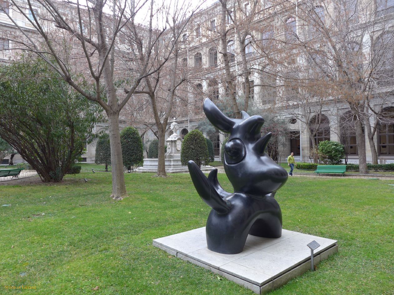 027 El museo Reine Sofia