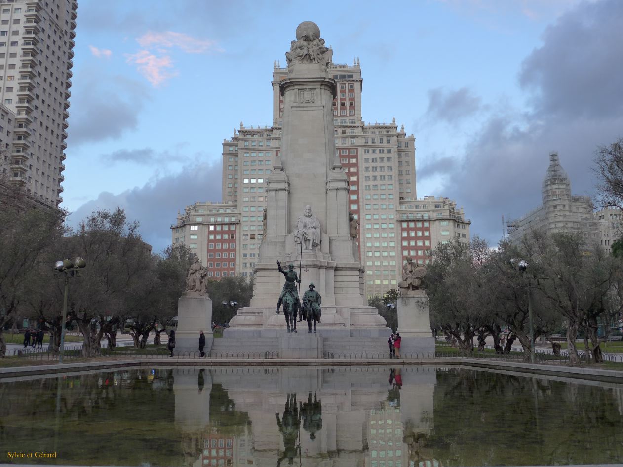 066 Centro plaza Espana