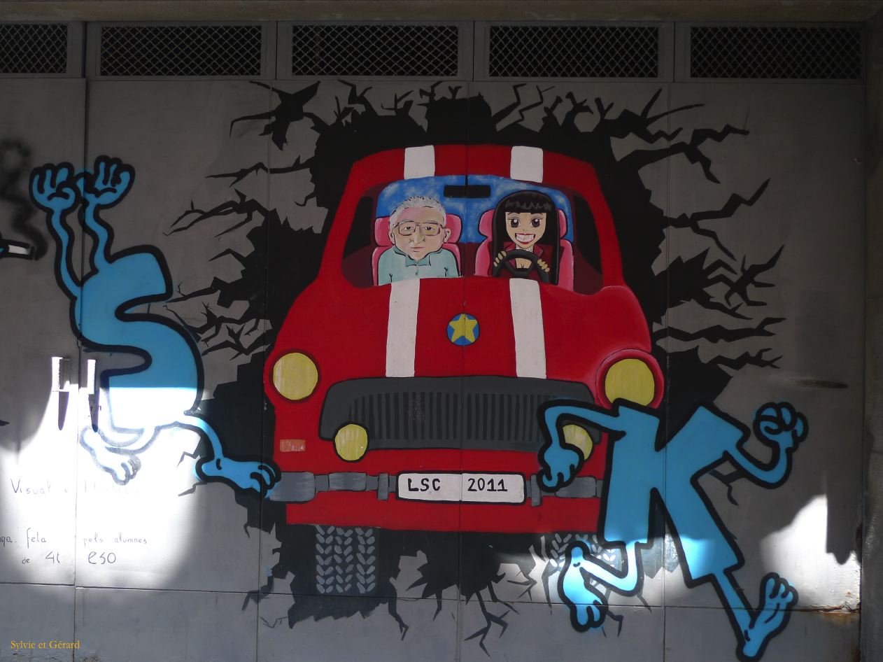 141 Barcelone San Pere dans les rues du quartier