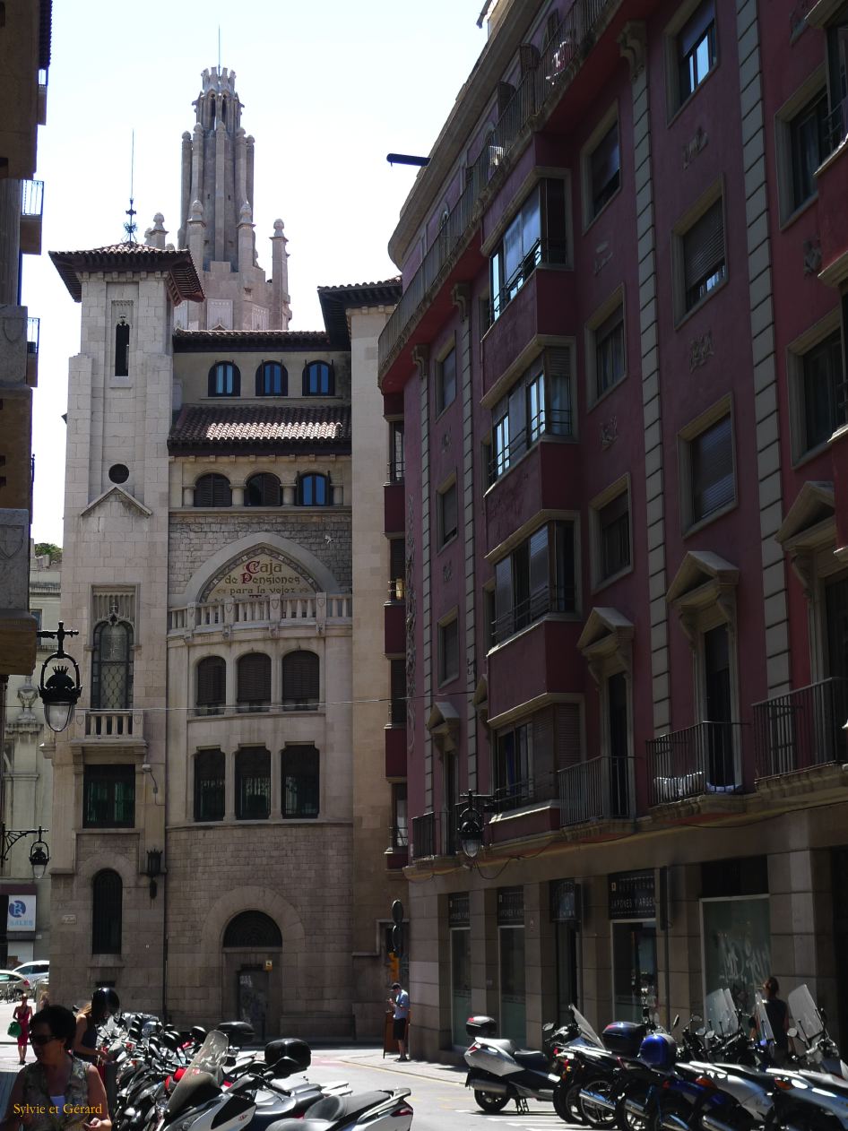 142 Barcelone San Pere dans les rues du quartier