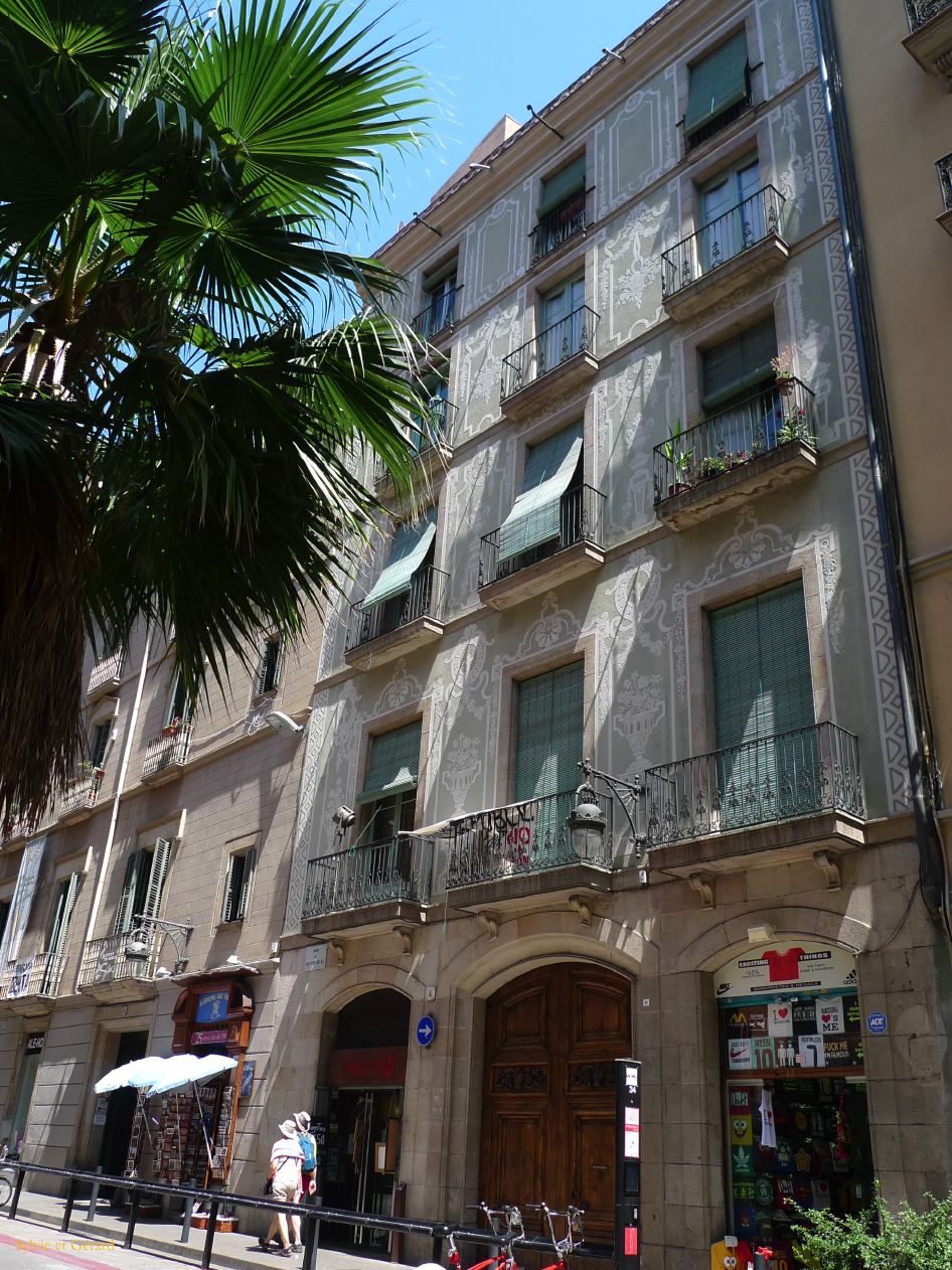 143 Barcelone San Pere dans les rues du quartier