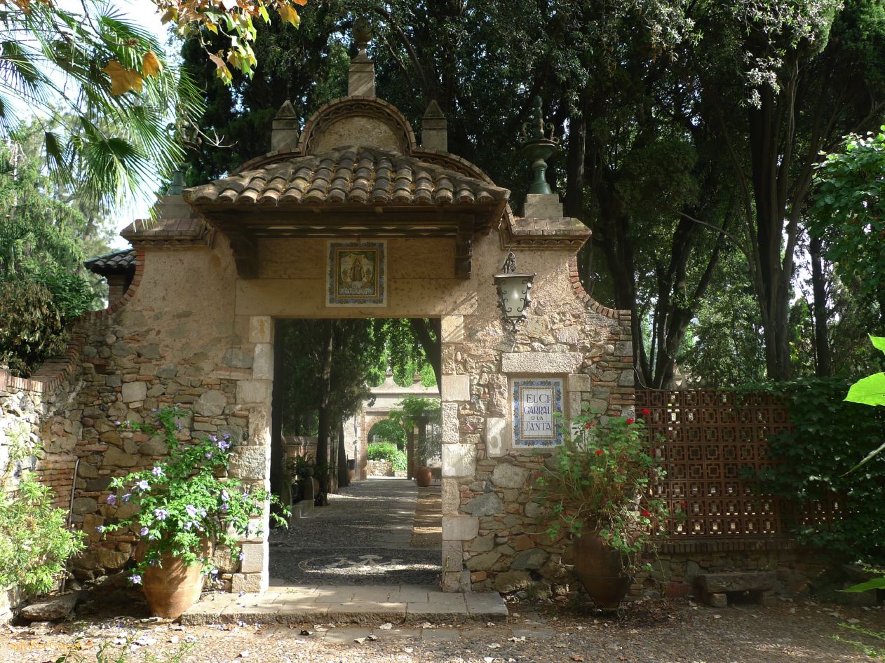 151 Barcelone Hostal Residencia Salesiana Marti Codolar