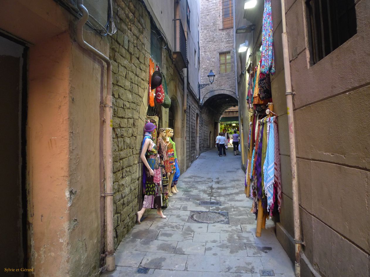 017 Barcelone Barri Gotic au hasard des rues