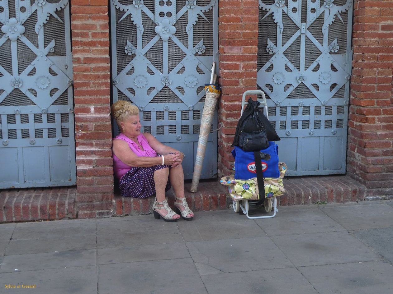 033 Barcelone Barri Gotic au hasard des rues