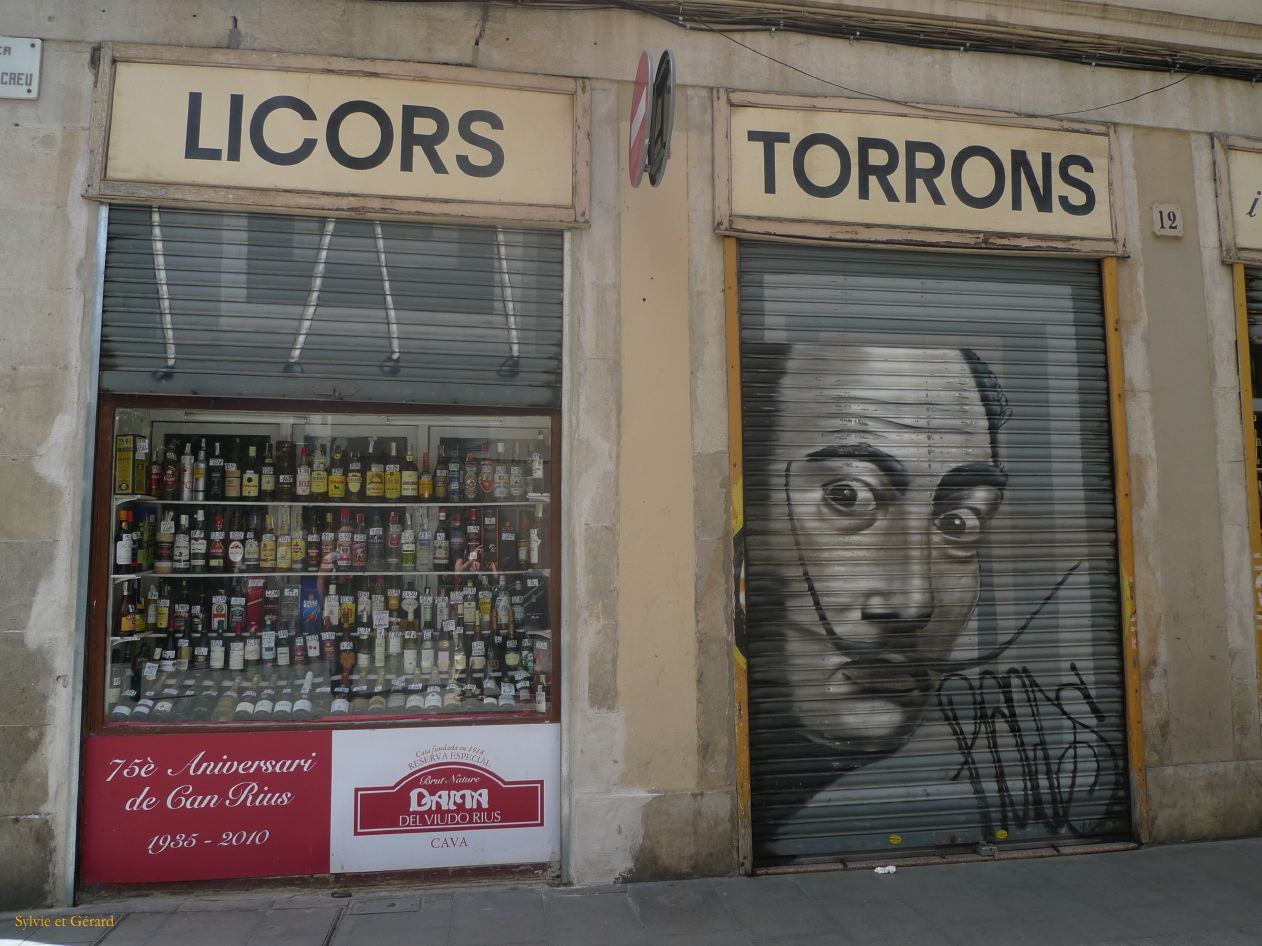 036 Barcelone Barri Gotic au hasard des rues