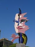 068 Barcelone Port Vell La Tête de Barcelone de Roy Lichtenstein pour les JO