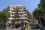 075 Barcelone L'Eixample La Casa Mila ou La Pedrera de Gaudi