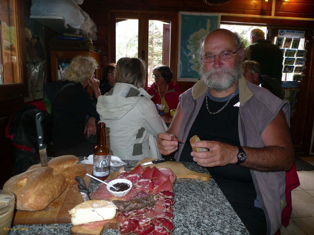 L Autour de Corte Lac Melu Restonica  010