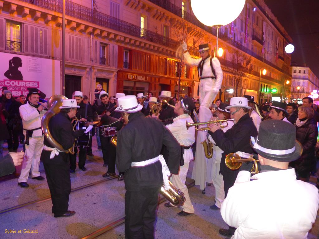 016 av de la République