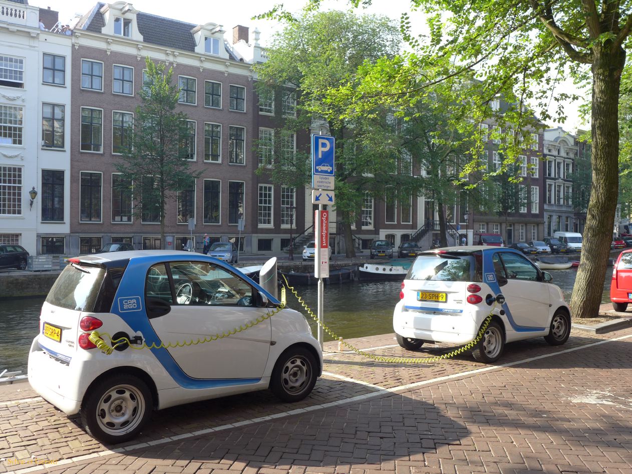 133 voitures electriques Herengracht