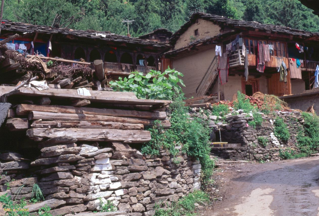 G 15 Autour de Manali Kulu Vallée de Kulu Himachal Pradesh Inde 1995-198