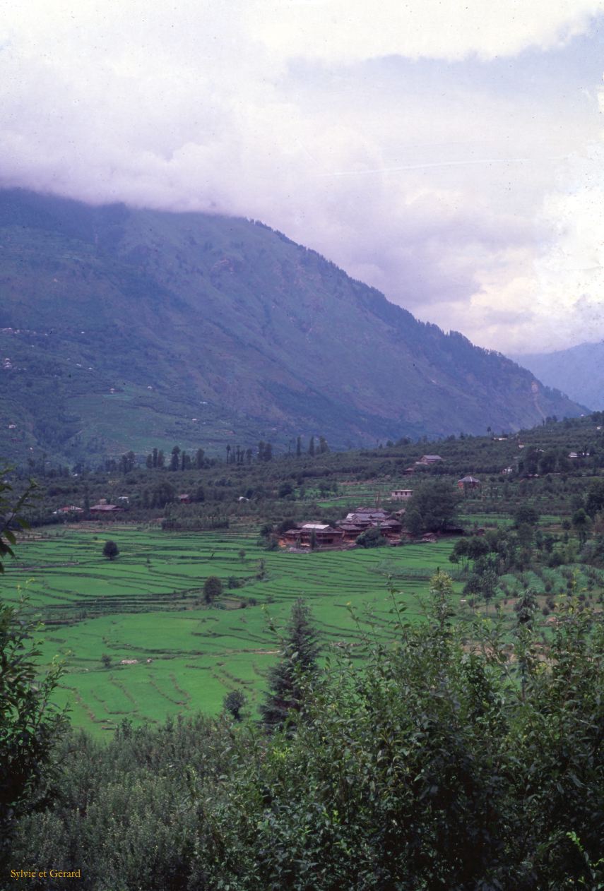 G 32 Autour de Manali Kulu Vallée de Kulu Himachal Pradesh Inde 1995-216