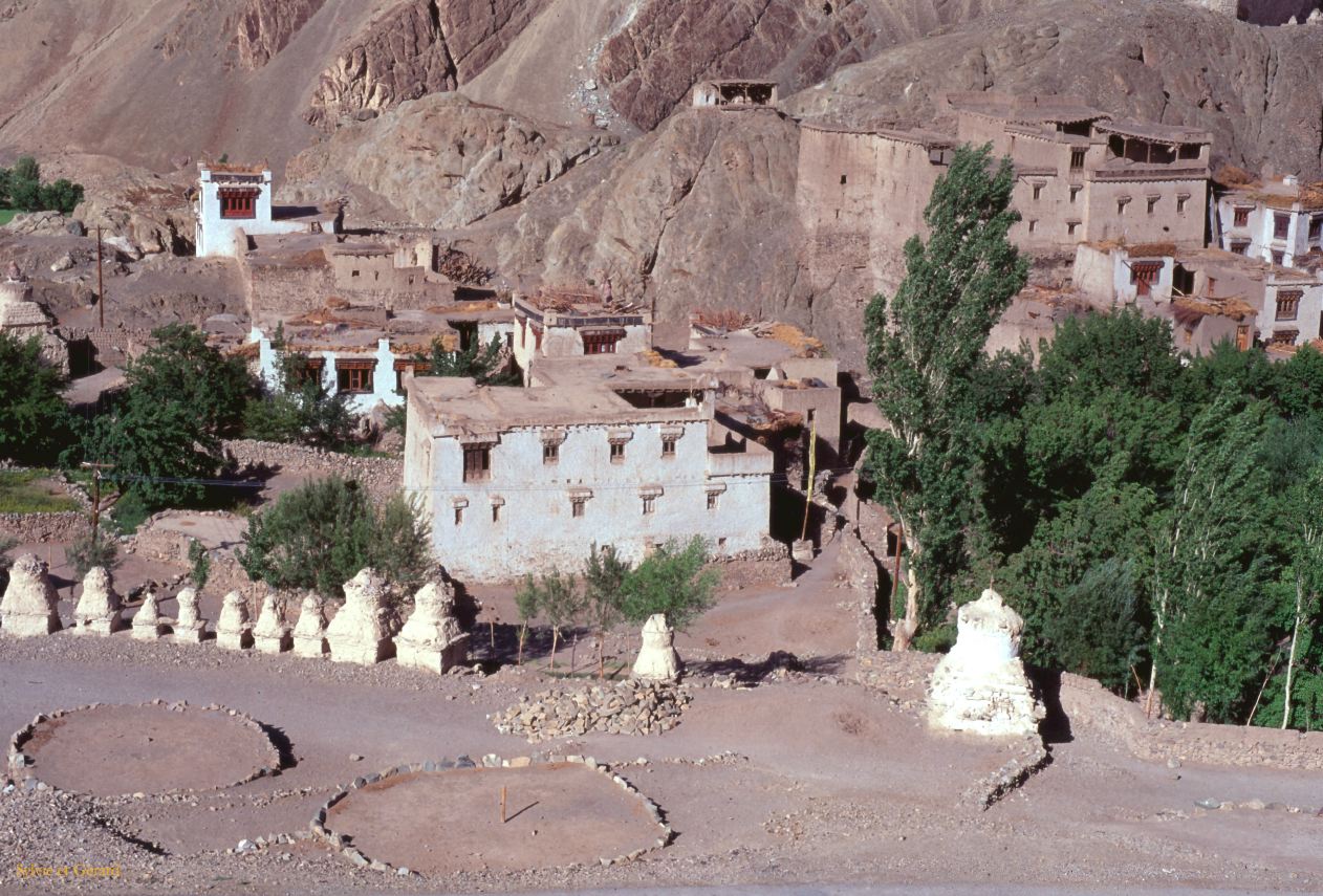 C 06 Ladhak Alchi Ladhak Inde 1995-081