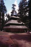 G 42 Autour de Manali Manali Hi Dimba Devi Temple Himachal Pradesh Inde 1995-184