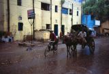 H 04 Delhi Old Delhi sous la pluie Inde 1995-232