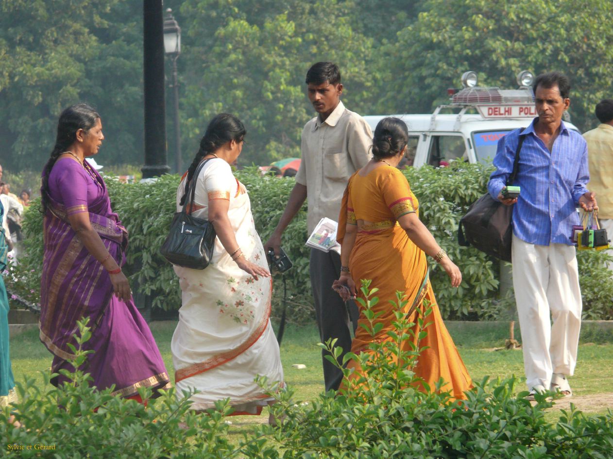 B Delhi Indian Gate 7