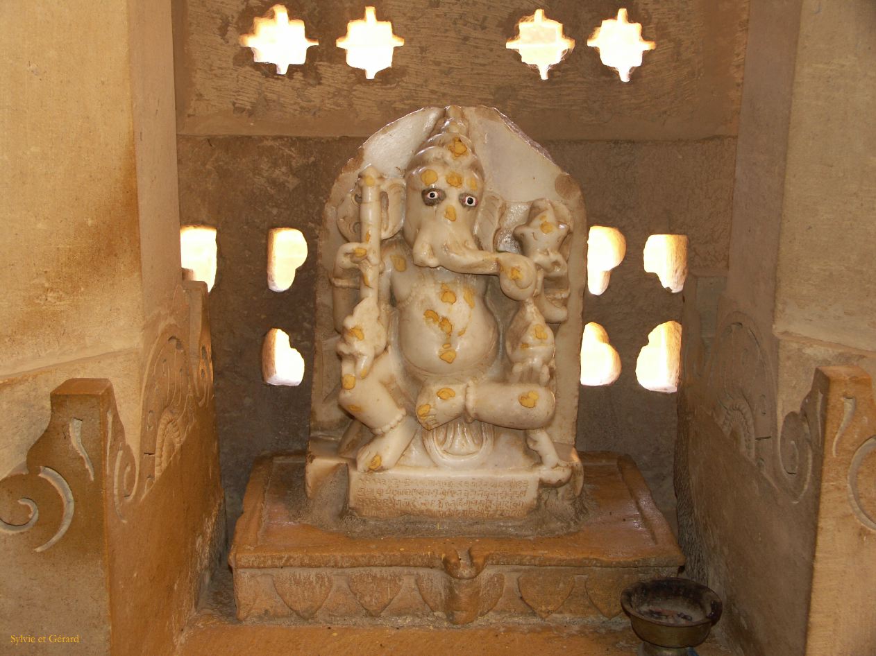 F Jaisalmer Temple Jain Lodruwa 3