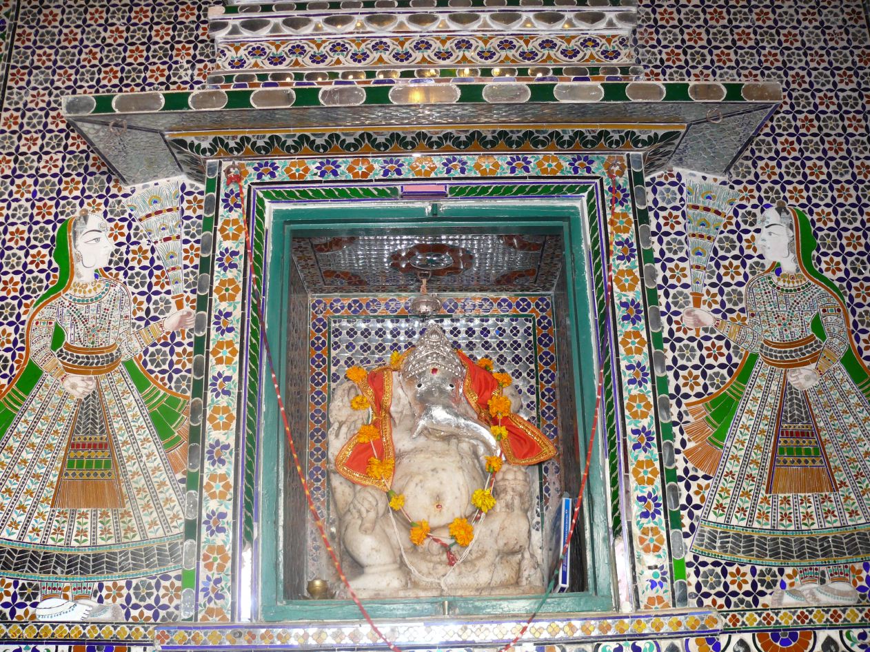 H Udaipur City Palace 2