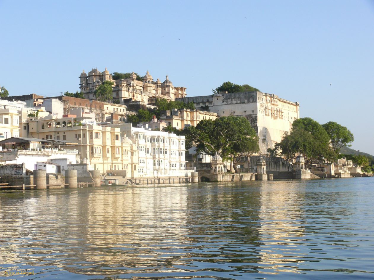 H Udaipur Le Lac 5
