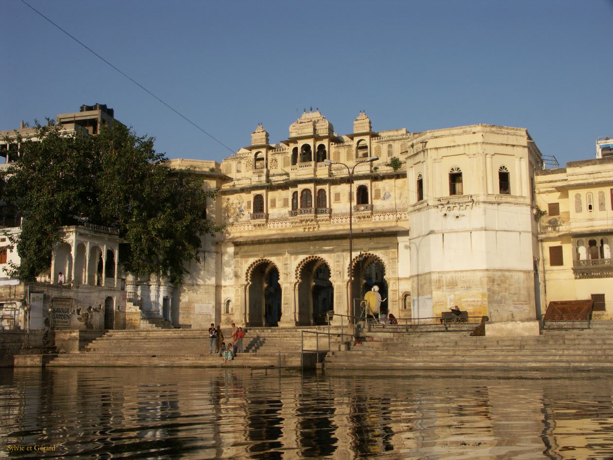 H Udaipur Le Lac 7
