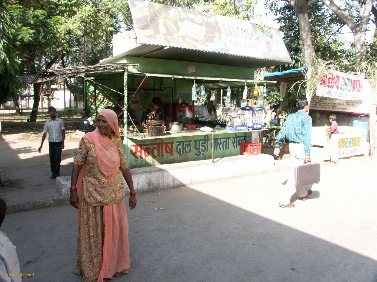 H Udaipur Station de bus 5