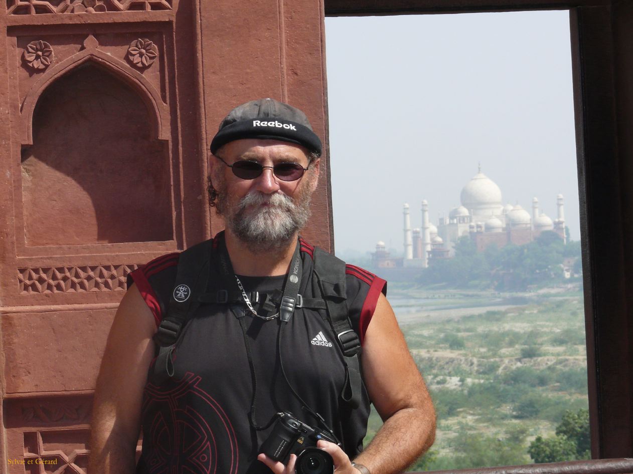 K AGRA 33 Fort Rouge