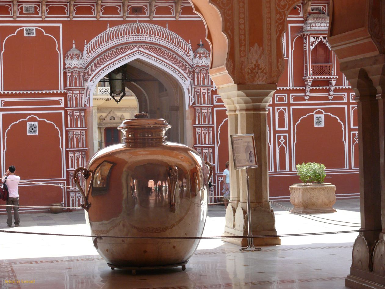 C Jaipur City Palace 3