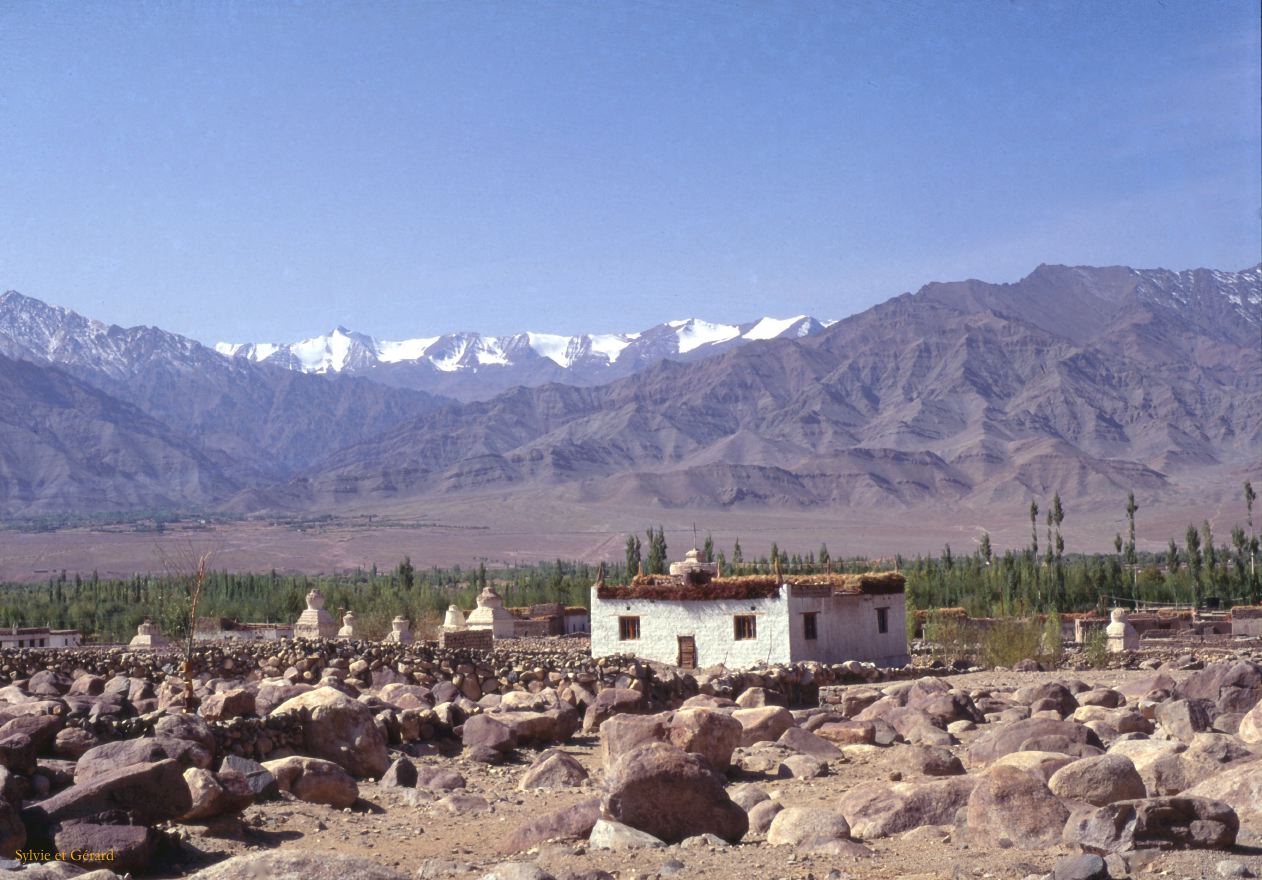 66 Thiksé maison du village Ladhak Inde-1991-064