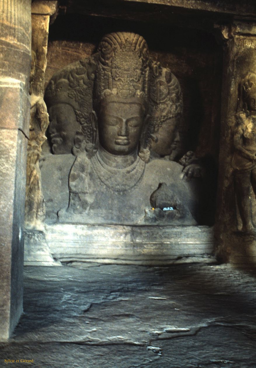 11 Aurangzeb grottes d'Ajanta Maharashtra Inde 1983-117