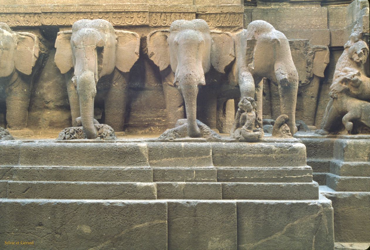 11 Aurangzeb temple de Kailash Maharashtra Inde 1983-141
