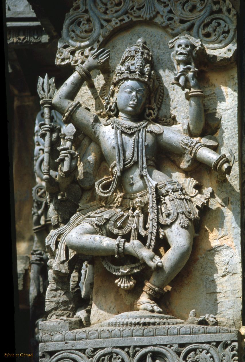 13 Somnathpur temple Keshava Karnataka  1983-049