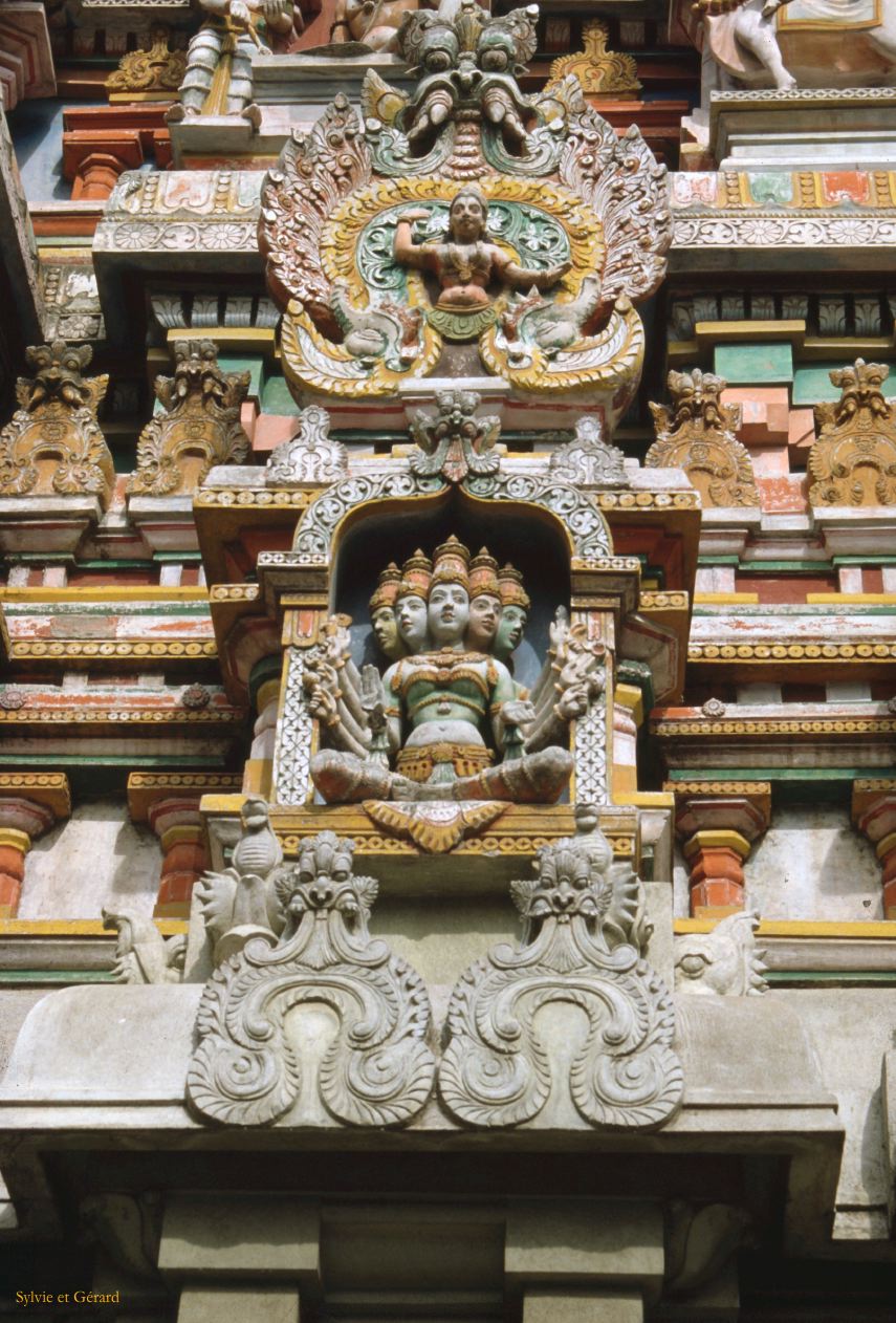 07 Maduräi Temple Minakshi Tamil Nadu Inde 1983-095