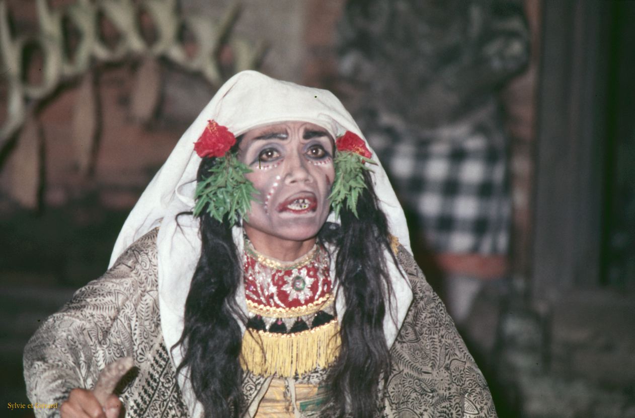 Java Bali 1989-107 Bali la Veuve 