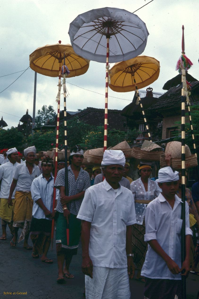 Java Bali 1989-126 Bali manifestation