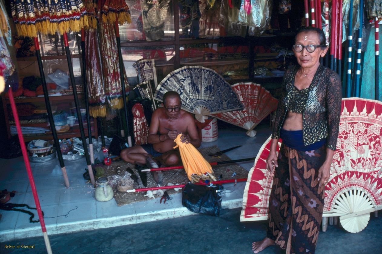 Java Bali 1989-167 Bali fabricants de parasols 