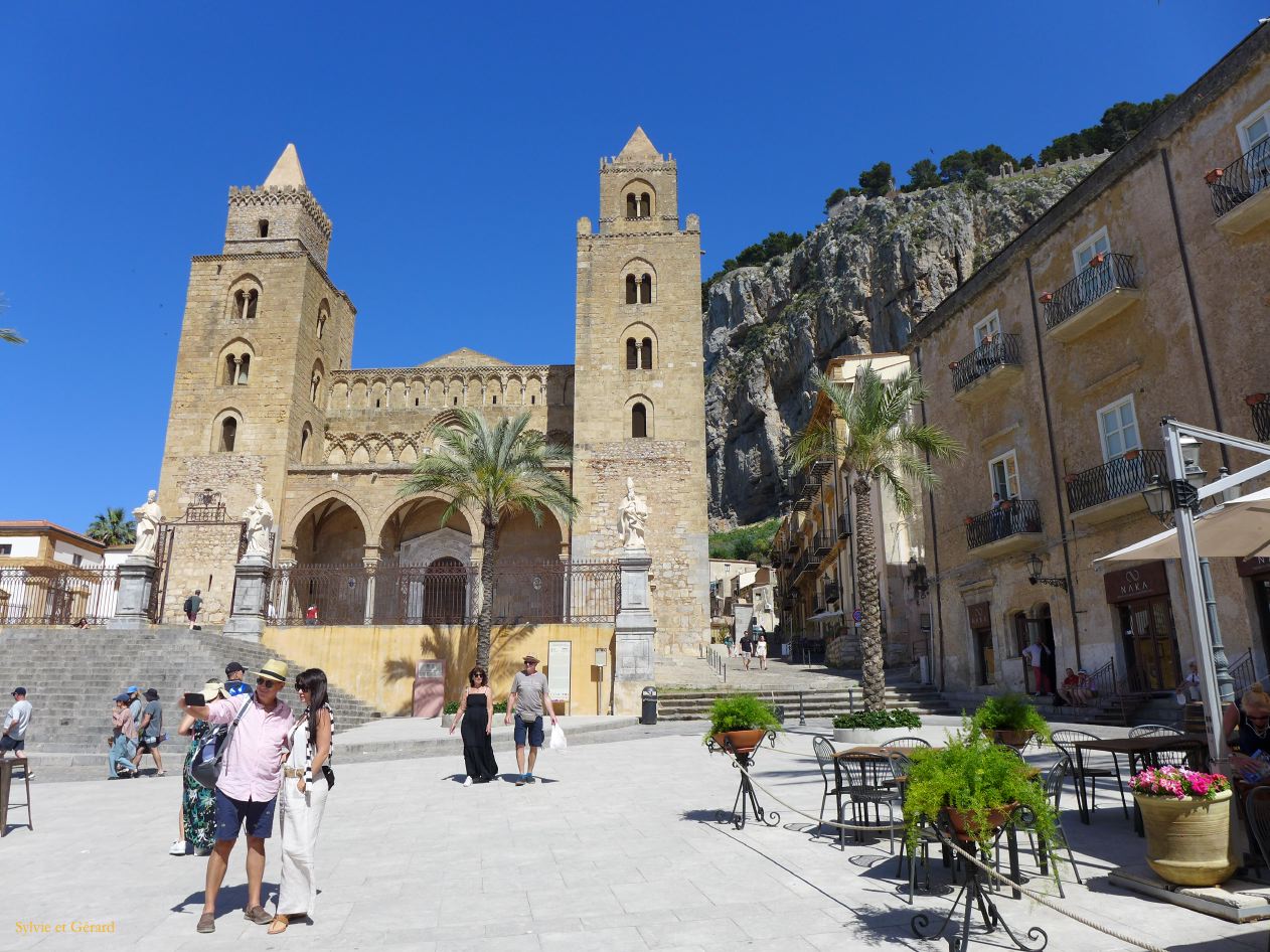310 Cefalù la cathédrale - extérieur P1450723