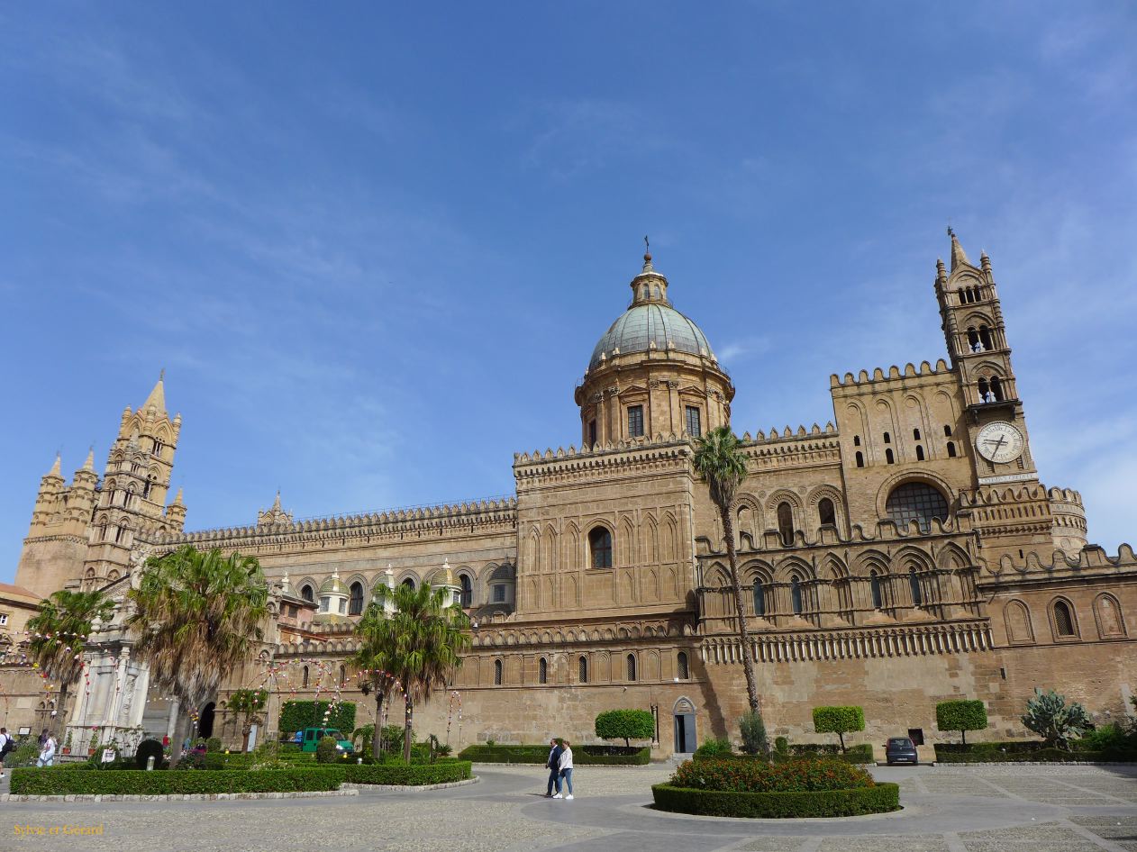 028 Palerme la cathédrale - de l'extérieur  P1450786