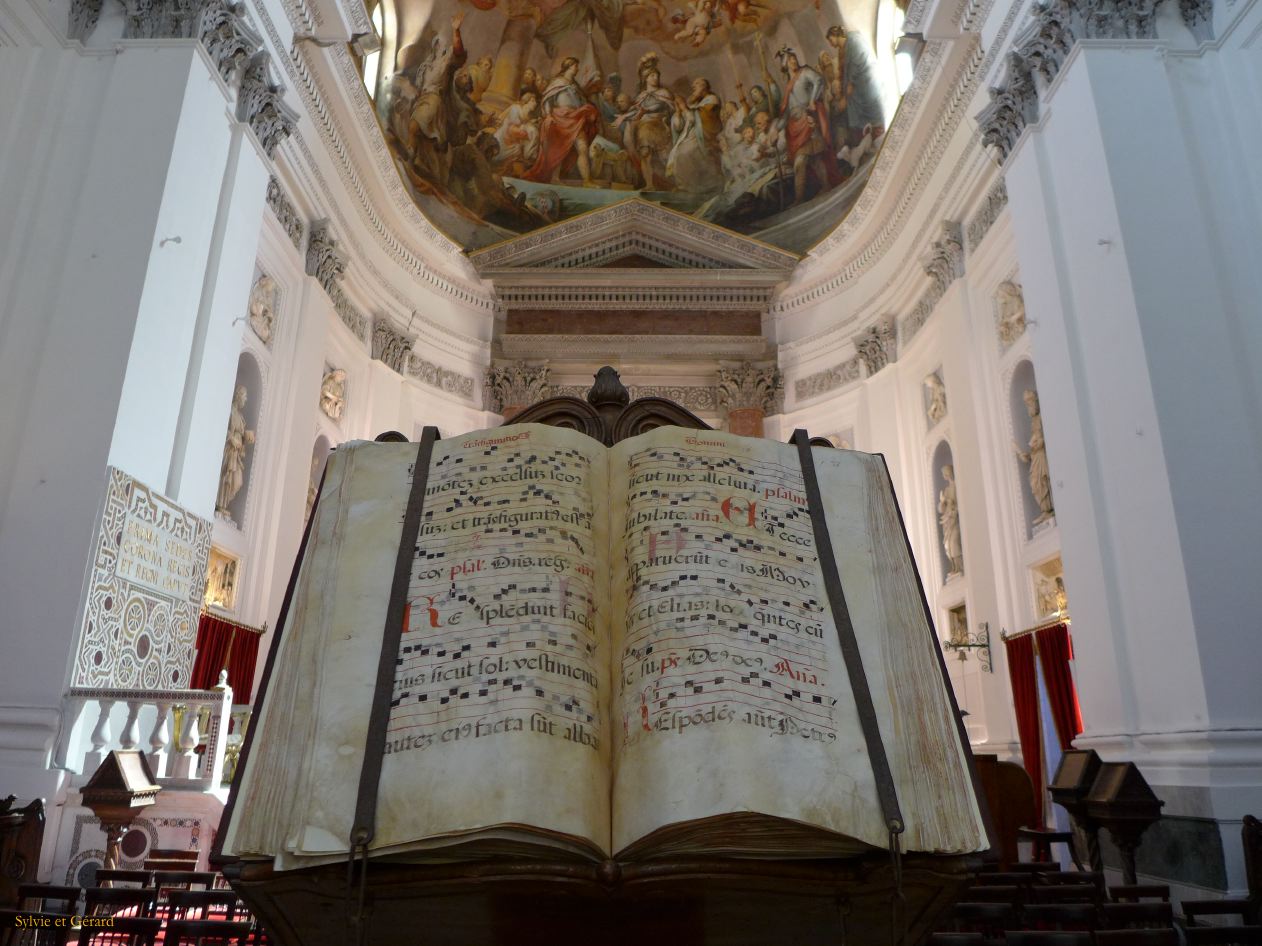 033 Palerme la cathédrale - de l'intérieur   P1450807