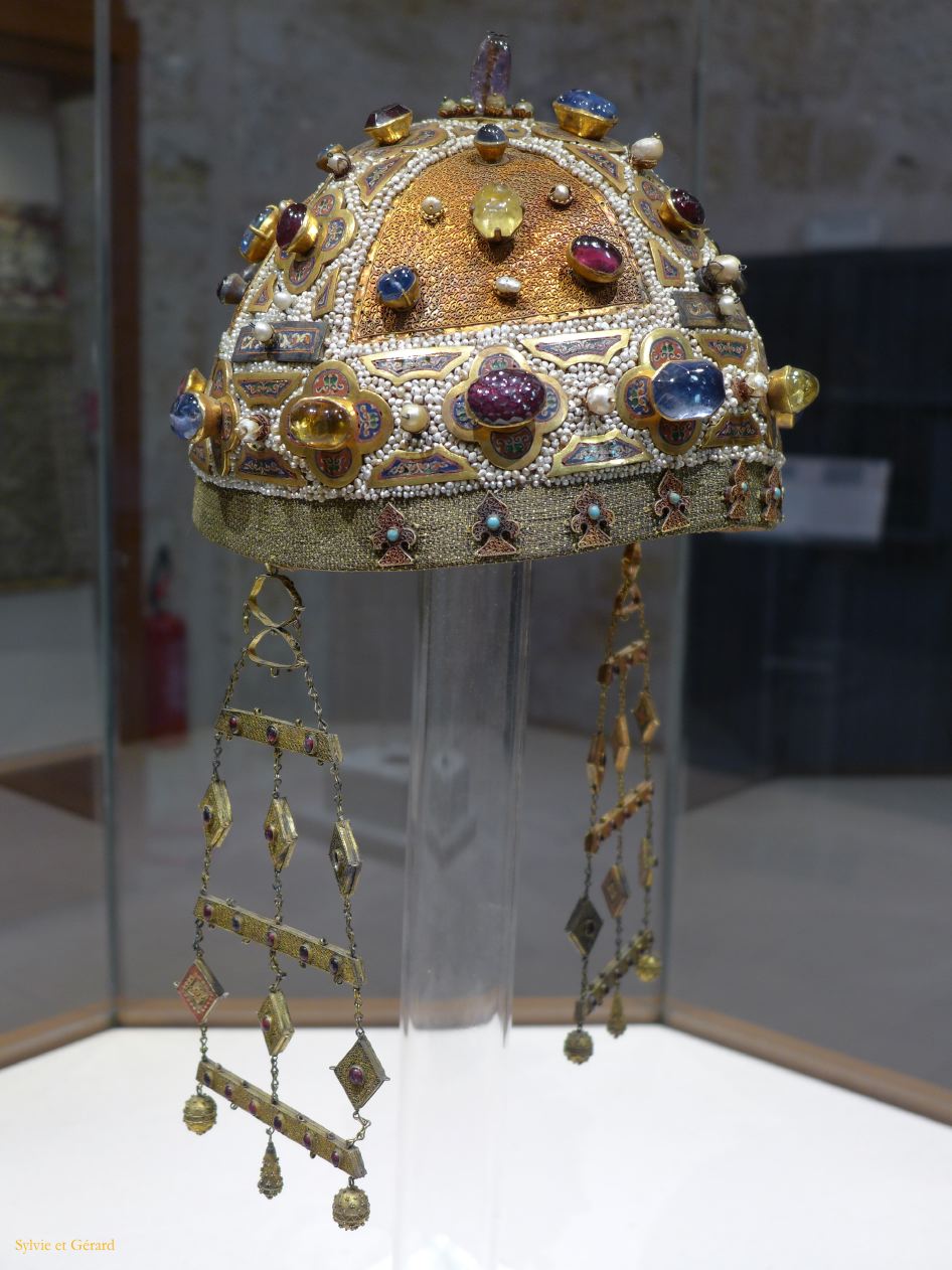 035 Palerme la cathédrale - le trésor couronne de Constance d'Aragon P1450823
