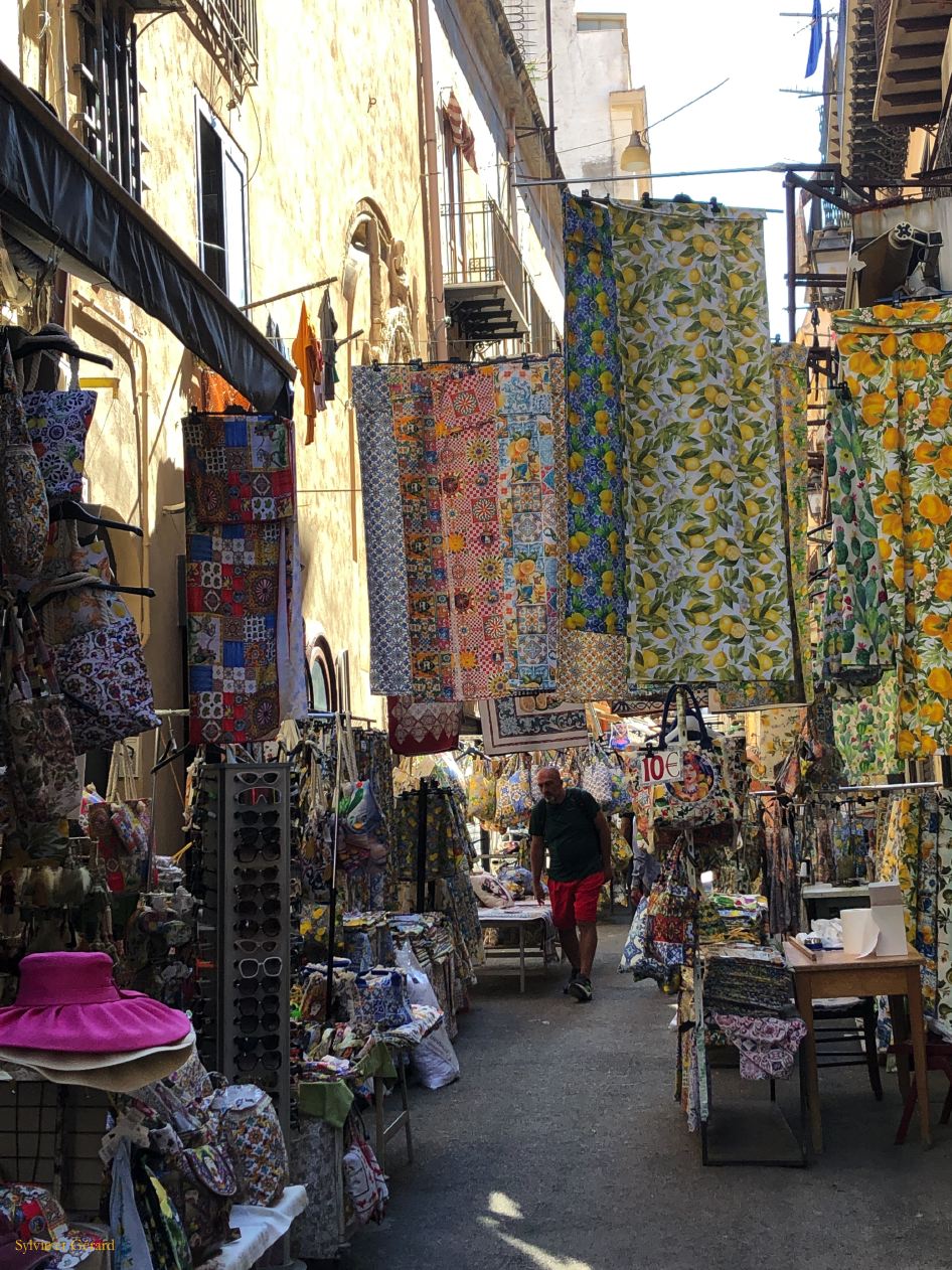 072 Palerme quartier du marché du Capo  IMG_2821