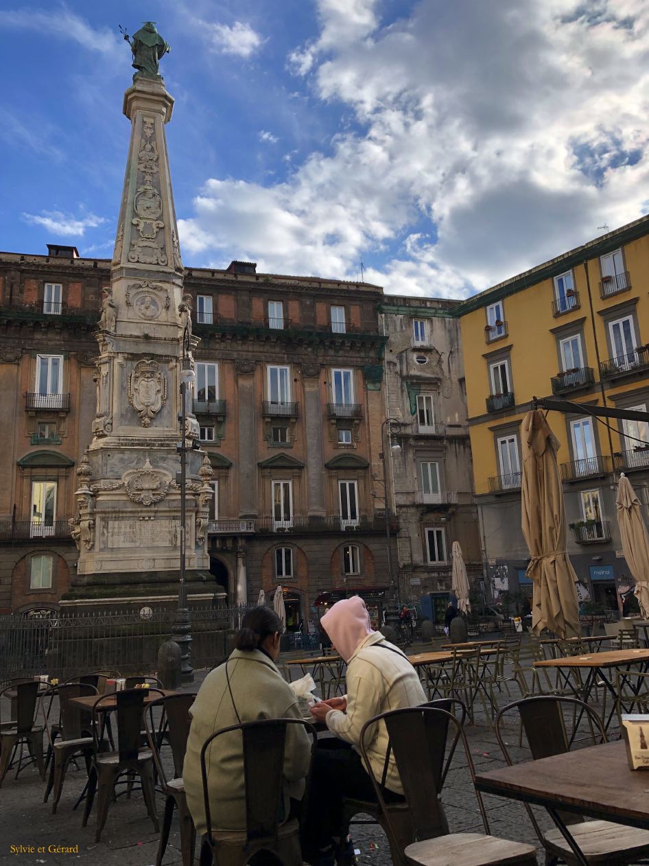 084 centro antico via Tribunali 6 févr IMG_6337