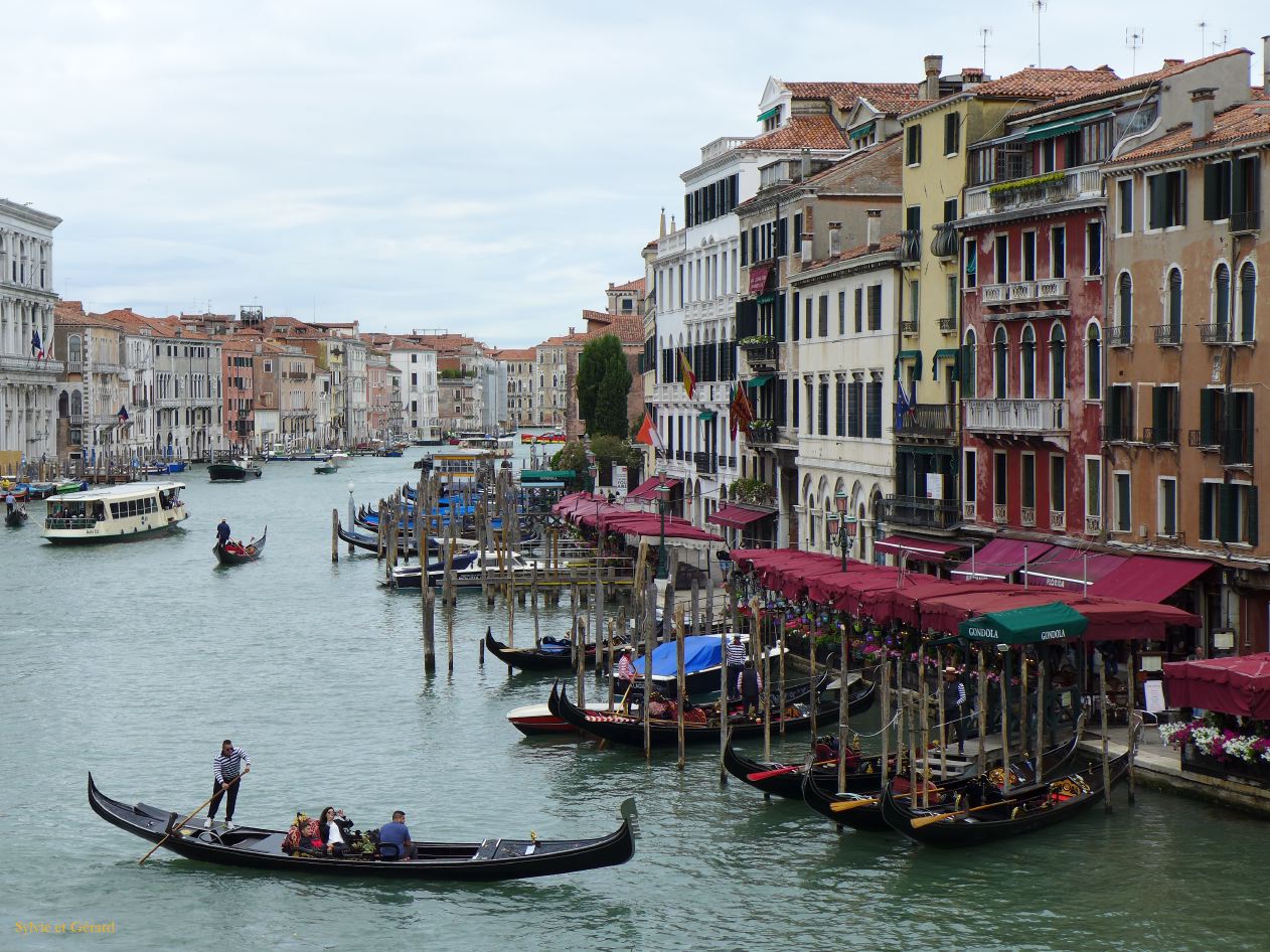 101 Canal Grande autour du Rialto 30 mai P1320046
