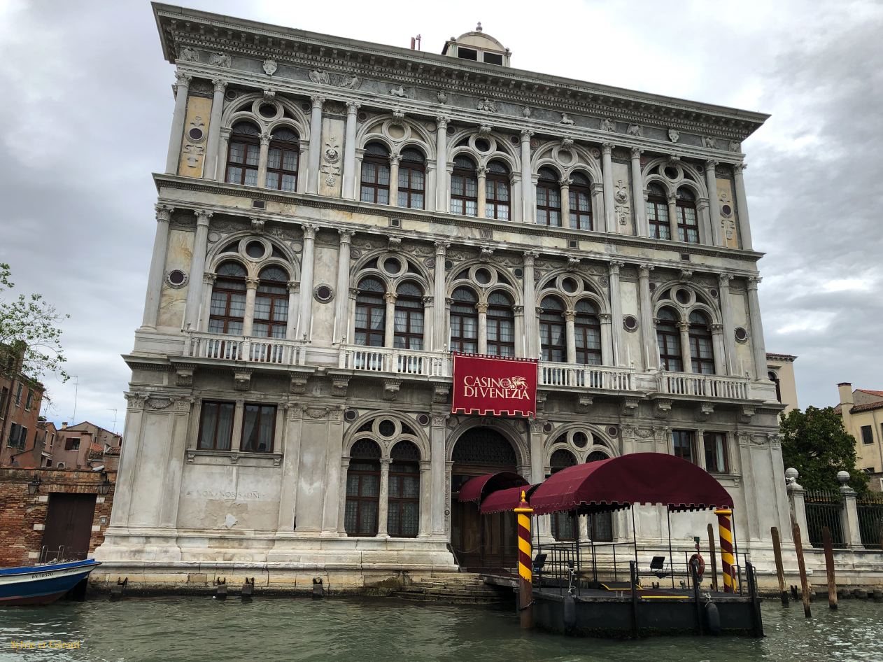 111 Canal Grande de Piazzale Roma jusqu'au Rialto 30 mai Casino  IMG_1194