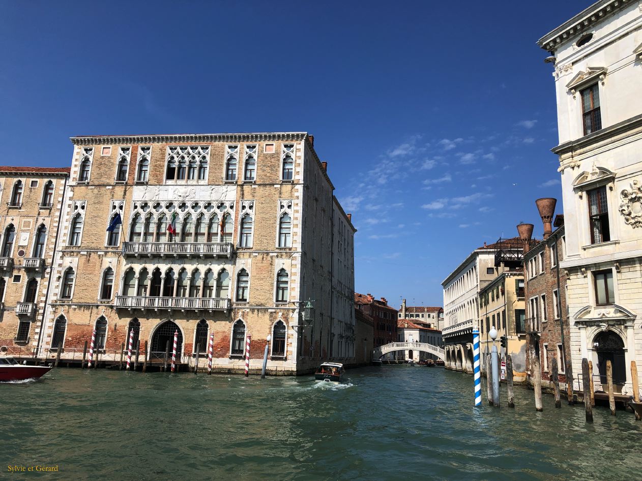 114 Canal Grande du Rialto à San Marco Ca'Foscari IMG_1222