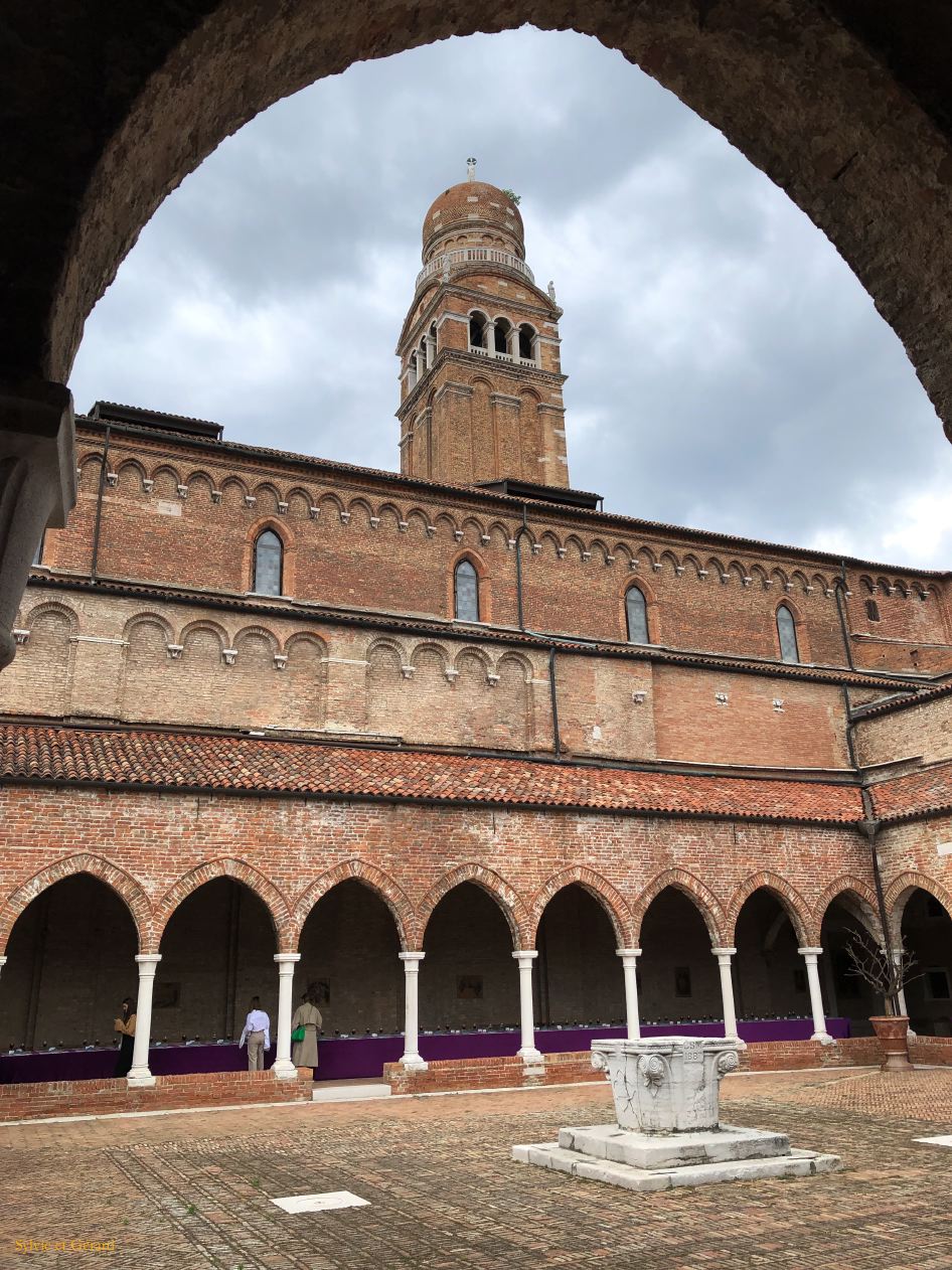 205 Cannareggio Madonna Dell Orto cloître expostion Lili Muller Last Supper Biennale IMG_1268