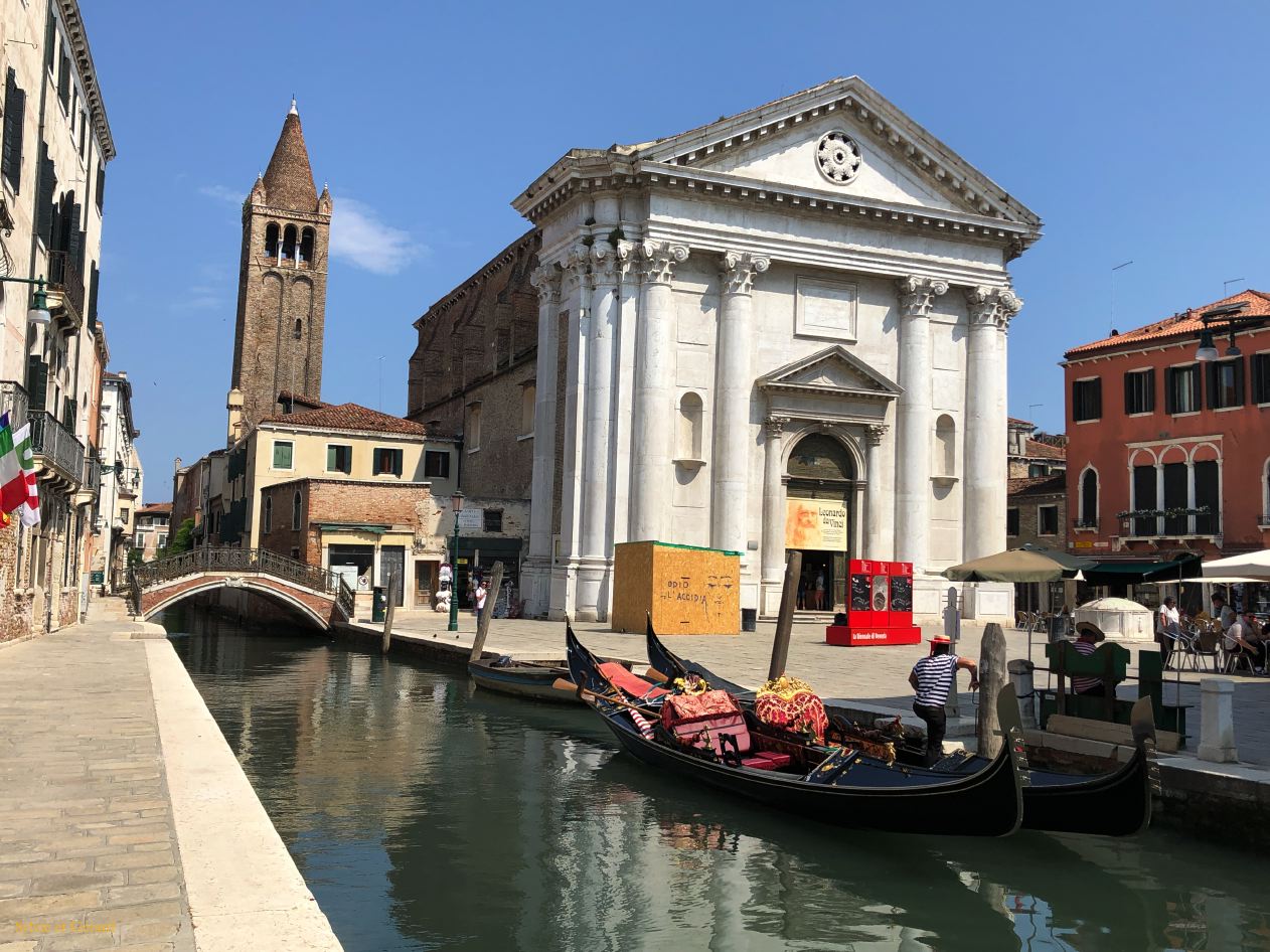 301 Dorsoduro campo San Barnaba IMG_1489