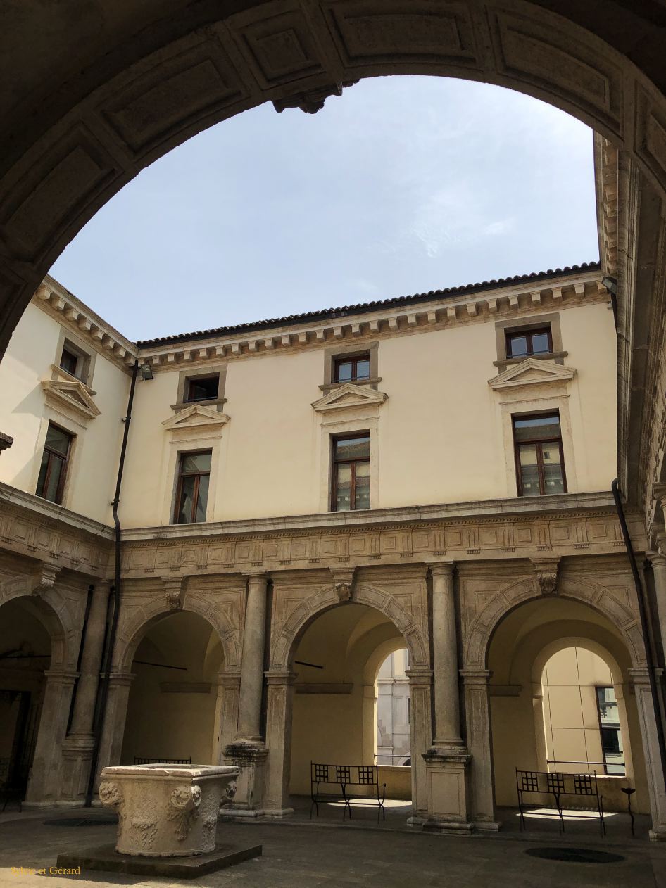 021 Padoue hotel de ville - palazzo della Ragione IMG_1535