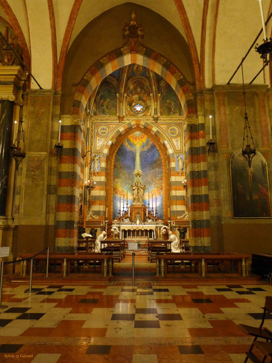 007 Padoue Basilica di Sant'Antonio intérieur P1320464