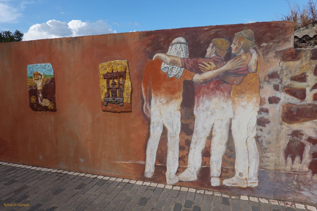 23    Tinnura les murales DSC04530